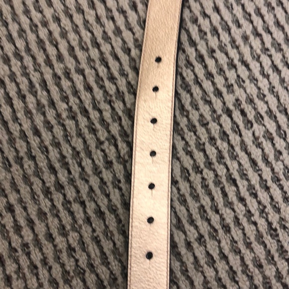 Gold & silver Reversible P belt monogrammed - Picture 6 of 6